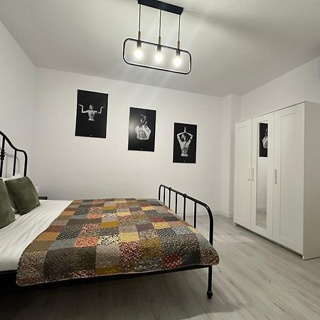 Apartament Garsoniera In Complex Rezidential Bukareszt Zewnętrze zdjęcie